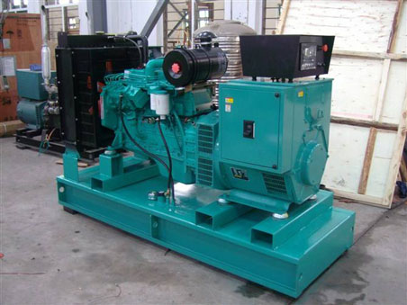 马尔康200kw康明斯柴油发电机组图片 马尔康200kw康明斯柴油发电机组图片